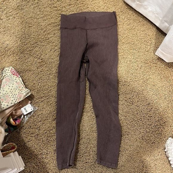 Aerie workout set - Picture 3 of 4